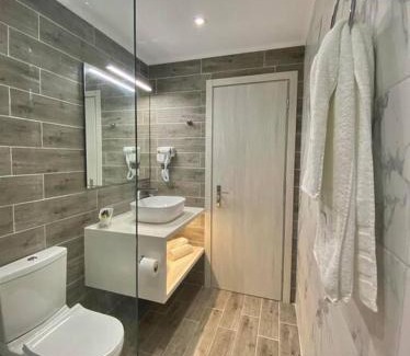 Limni Apartment | Elia Room & Garden II (new entry)