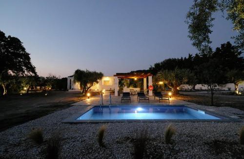 Ixia House | Elia Suites