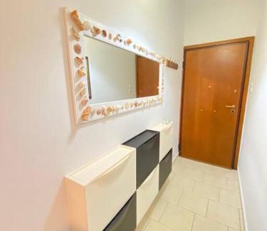 Athens Apartment | Elias' family flat in Plato's Academy