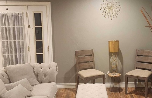 Simi Valley House | Elias GENeration