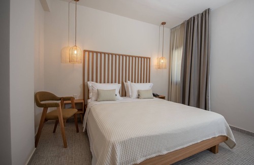 Afytos Hotel | Elies 33 Bio Retreat - Adults Only