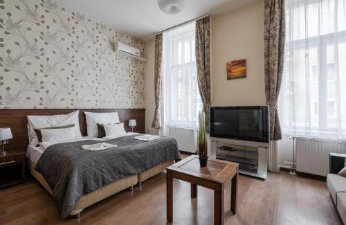 Nepszinhaz negyed Hotel | Elit Boutique Rooms- Best Location by BQA