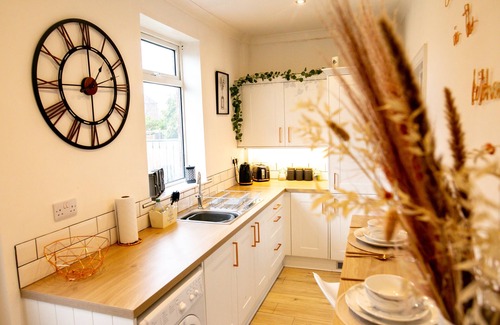 Newcastle-upon-Tyne House | Elite 49 Stays - 2 bedroom newly renovated house