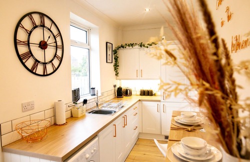 Newcastle-upon-Tyne House | Elite 49 Stays - 2 bedroom newly renovated house
