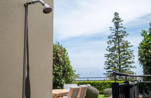 Tamarama House | ELITE BEACHSIDE HOLIDAY HOME / TAMARAMA