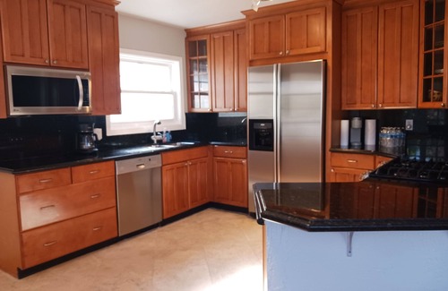 Loma Portal House | Elite Coastal Area/Cozy Loma Portal House/3 BD/3 BA/Canyon View/Near All