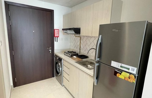 Dubai Production City Apartment | Elite Inn: Dania3 Cosy Elegant Studio at Midtwon IMPZ Dubai