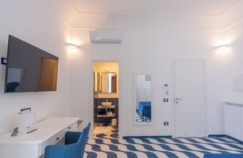 Minori Bed & Breakfast | Elite Luxury Suite