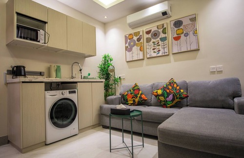 Riyadh Apartment | Elite One-Bedroom Apt AlRimal-3