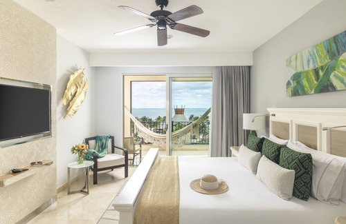 Playa Mujeres Resort | Elite Vacation Club