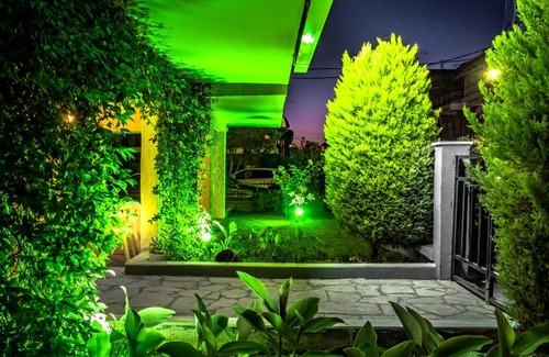 Paralia Dionysiou Apartment | Eliza Houses