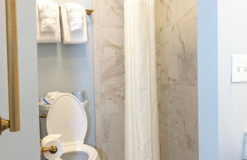 Historic Downtown Savannah Bed & Breakfast | Eliza Thompson House, Historic Inns of Savannah Collection