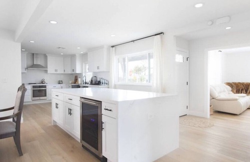 Tustin House | Elizabeth · Luxury 5BR-Salt Pool- Disney, Convention, Beaches