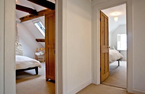 Portland House | Elizabethan House