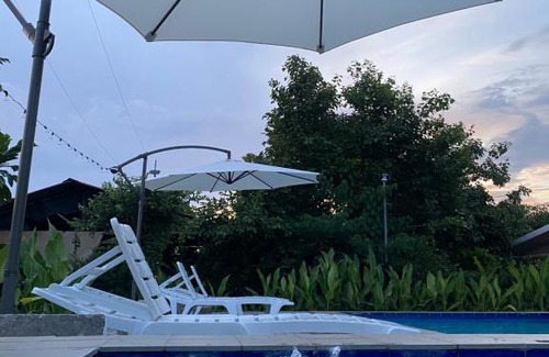 Calumpit House | Elizabeths Secret Garden Guest House