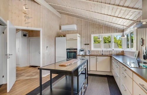 Fur House | "Eljas" - 200m to the fjord by Interhome