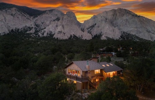 Nathrop House | Elk Haus at Deer Valley Ranch. Family friendly with resort amenities included