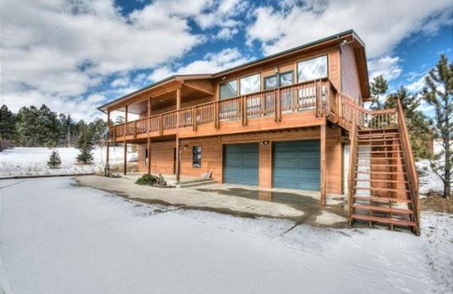 Carriage Hills House | Elk Meadow Retreat