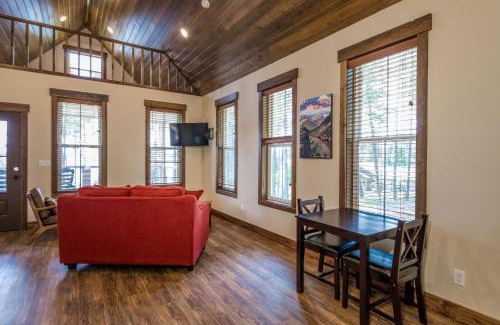Lakeside House | Elk Ridge Village 401C Cozy Cabin with views of Flathead Lake and the mountains