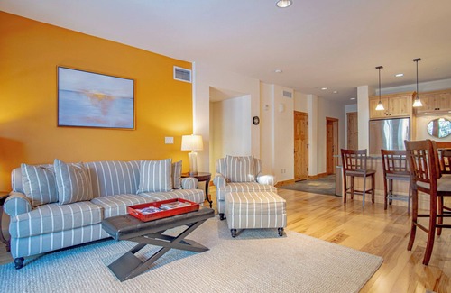 Elkhorn Village Condo | Elkhorn Springs Sanctuary - Pool/Hot Tub/Underground Parking