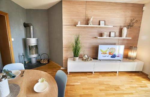 Velka Lomnica Apartment | ELLA