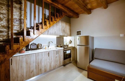 Perivolia Villa | Ellafos Traditional Living