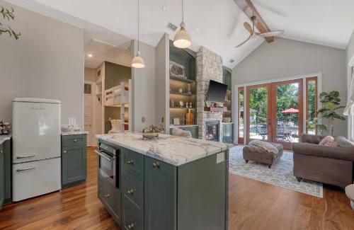Summerville Historic District House | Elledot Cottage