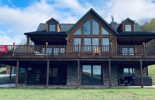 Ellicottville Ski Chalet | Ellicottville chalet - beautiful home, gorgeous views, 5min to village & hills.