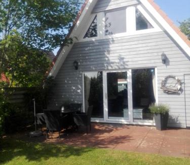 Dorumer Neufeld House | Ellie-Ferienhaus Strandräuber - VS1