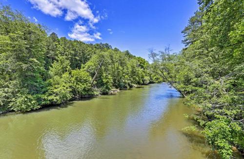 Ellijay House | Ellijay Cabin Private Fire Pit and Community Perks!