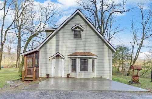 Ellijay Cottage | Ellijay River Cottage Star5vacations