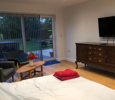 Austerfield House | Ellington Apartment