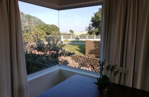Kenton on Sea Apartment | ELLIOT 22, 100m from beach & river mouth