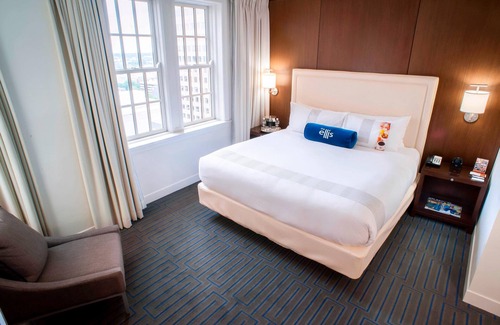 Peachtree Center Hotel | Ellis Hotel, Atlanta, A Tribute Portfolio Hotel by Marriott