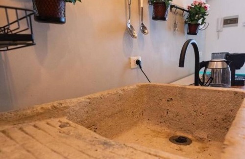 Borgo Vecchio House | ELLY HOLIDAY HOUSE