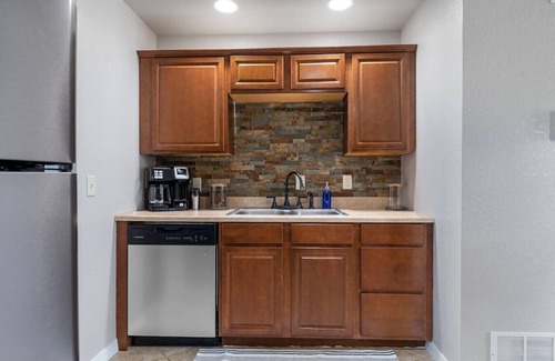 Rapid City House | Elm Avenue · ★Charming Home★Pet-Friendly★LG Fenced Backyard★