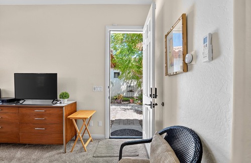 Litchfield Park Apartment | Elm Casita (Studio Apartment) by RedAwning