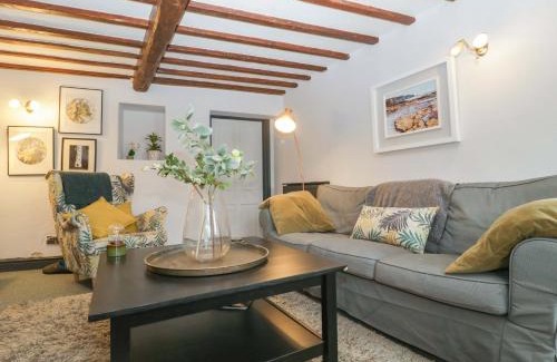 Moreton-in-Marsh House | Elm Cottage