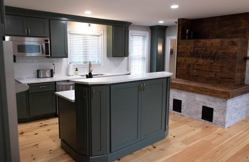Danville House | Elm Farm: 1800's Farmhouse with Modern Amenities