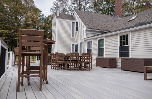 Danville House | Elm Farm: 1800's Farmhouse with Modern Amenities