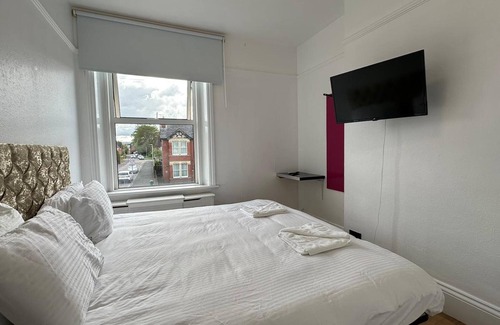 Gloucester House | Elmbridge Road
