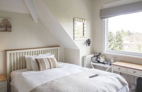 Acocks Green Bed & Breakfast | Elmdon Lodge