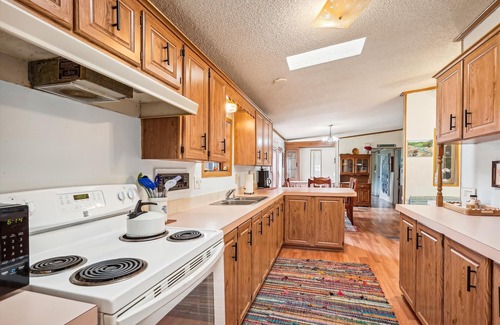 Morrisville House | Elmore Escape: 4 br, games galore, firepit, views!