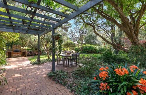 Berry House | Elmwood - By Berry Getaways