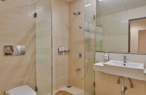Fort Hotel | Elphinstone Hotel