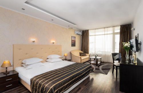 Golden Sands Hotel | ELPIDA Hotel - All Inclusive & Beach Front
