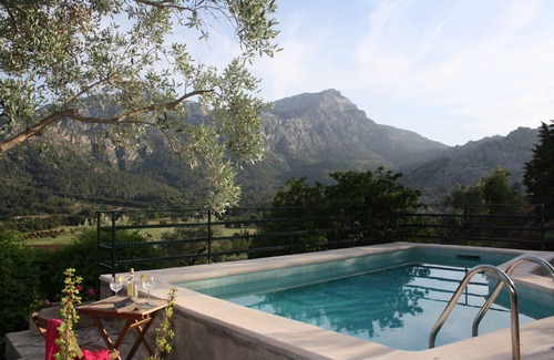 Pollensa Cottage | Els Casals, rural farm, stunning views, near Pollensa and the beach
