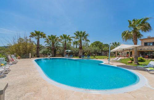 Arta House | Els Mitjans