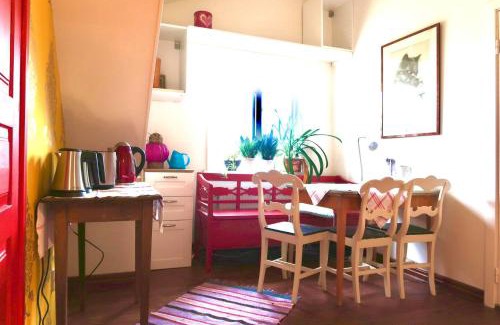 Morbylanga House | Elsasgården - Rum för lugn