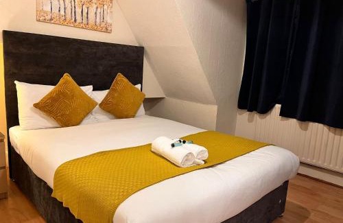 Eltham House | Eltham Stay